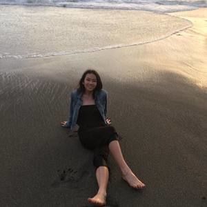 Meet your Posher, Isabel